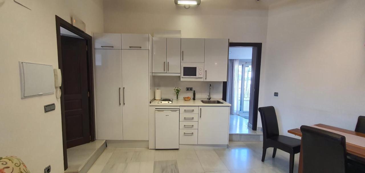 קורדובה Apartamentos Torre De La Mezquita מראה חיצוני תמונה